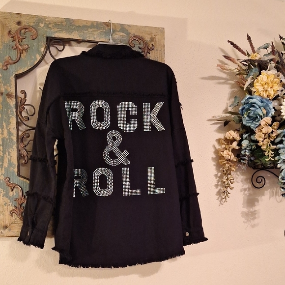 Elan Black Jacket with Rock & Roll Design. NWOT Size Small ( Runs very large) - Picture 10 of 14
